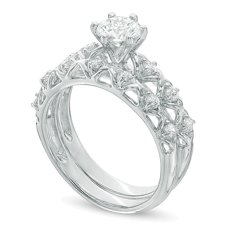 1.0 CT. TW Diamond Bridal Set in 10K White Gold