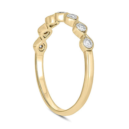 0.25 CT. TW Diamond Station Vintage-Style Stackable Band in 10K Gold