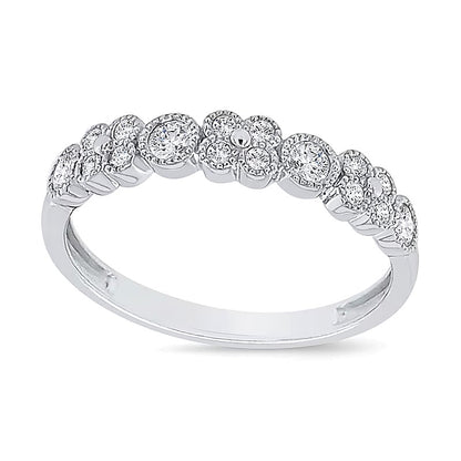 0.25 CT. TW Diamond Clover Station Vintage-Style Ring in 10K White Gold