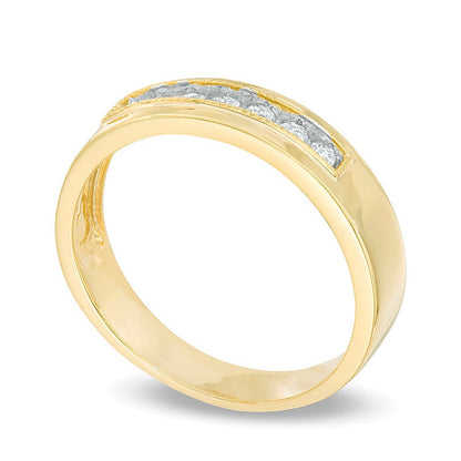 0.25 CT. TW Diamond Wedding Band in 10K Gold