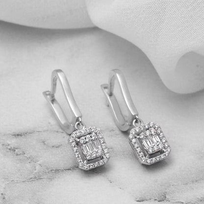 14K White Gold 0.28 Ct Baguette Diamond Earrings