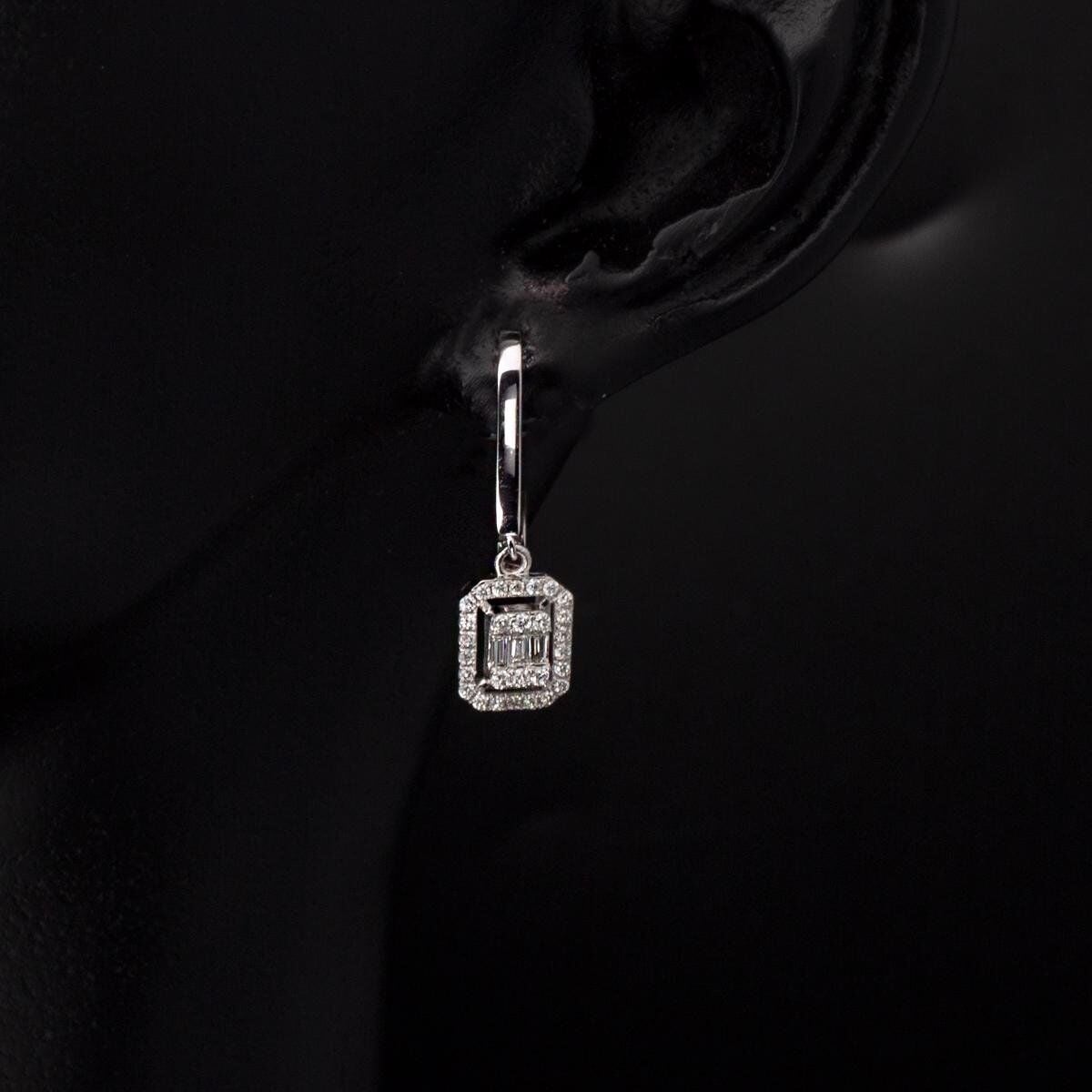 14K White Gold 0.28 Ct Baguette Diamond Earrings