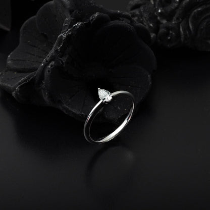 14K White Gold 0.29 Ct Teardrop Solitaire Diamond Ring