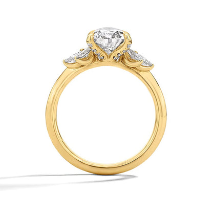 2.5 CT. TW Pear-Shaped Lab-Grown Diamond Ring in 14K Gold (F/VS2)