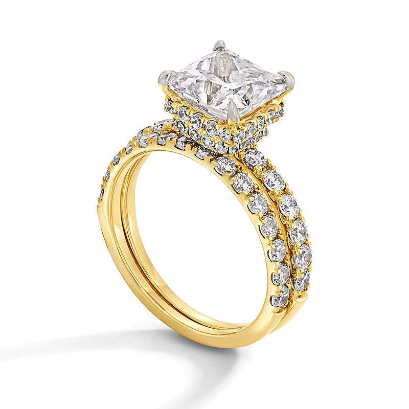 4.33 CT. TW Princess-Cut Lab-Grown Diamond Bridal Set in 14K Gold (F/VS2)