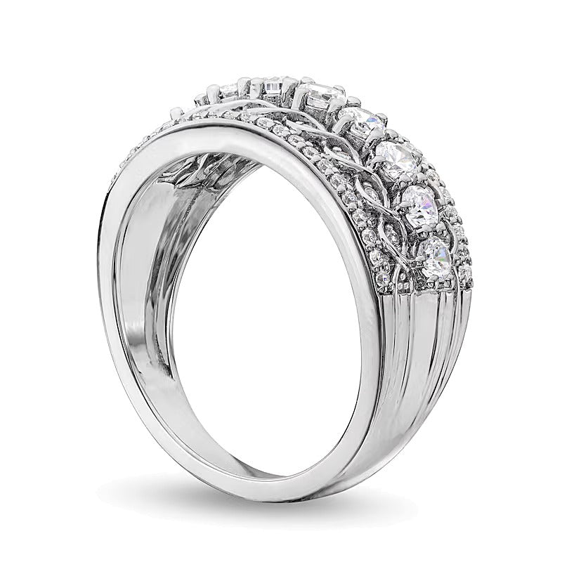 1.0 CT. TW Diamond Edge Lattice Center Row Band in 14K White Gold