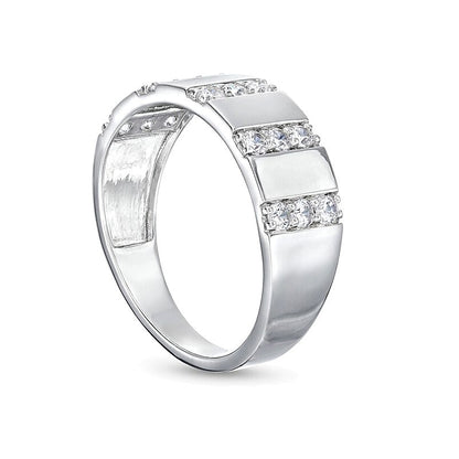 0.5 CT. TW Diamond Trio Linear Row Band in 10K White Gold
