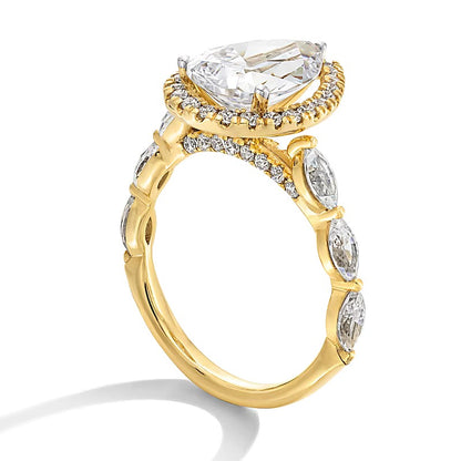 4.0 CT. TW Pear-Shaped Lab-Grown Diamond Frame Scallop Shank Engagement Ring in 14K Gold (F/VS2)