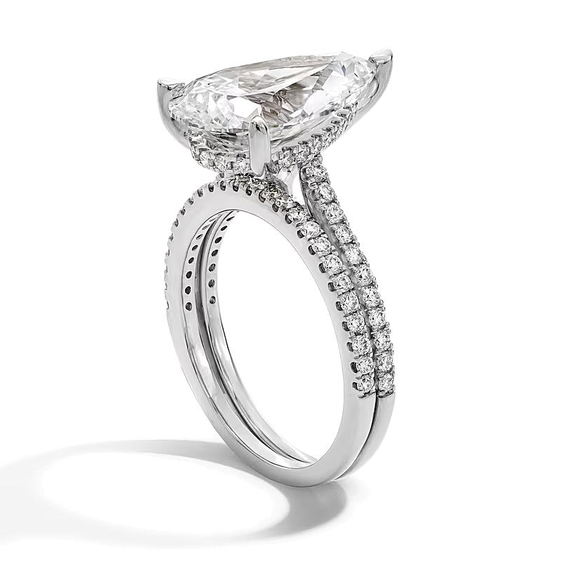 5.63 CT. TW Pear-Shaped Lab-Grown Diamond Bridal Set in 14K White Gold (F/VS2)
