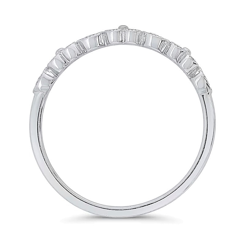 0.25 CT. TW Diamond Clover Station Vintage-Style Ring in 10K White Gold