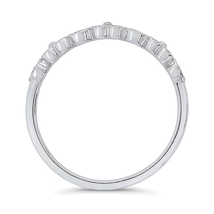 0.25 CT. TW Diamond Clover Station Vintage-Style Ring in 10K White Gold