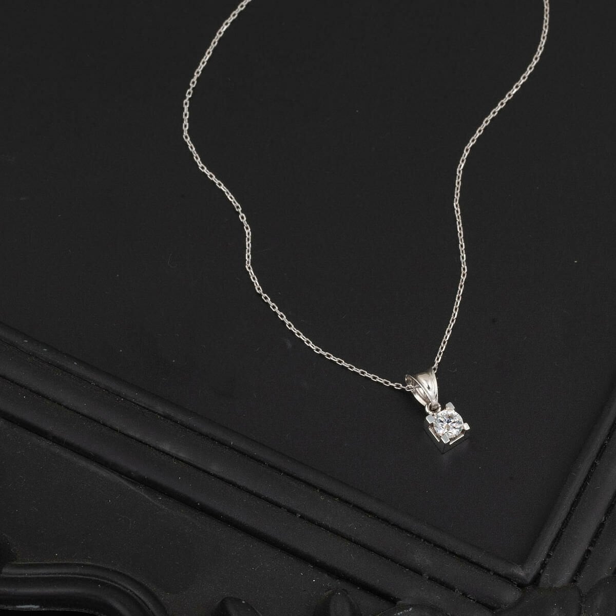 14K White Gold 0.30 Ct Solitaire Moissanite Necklace
