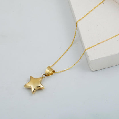 14K Yellow Gold Star Necklace