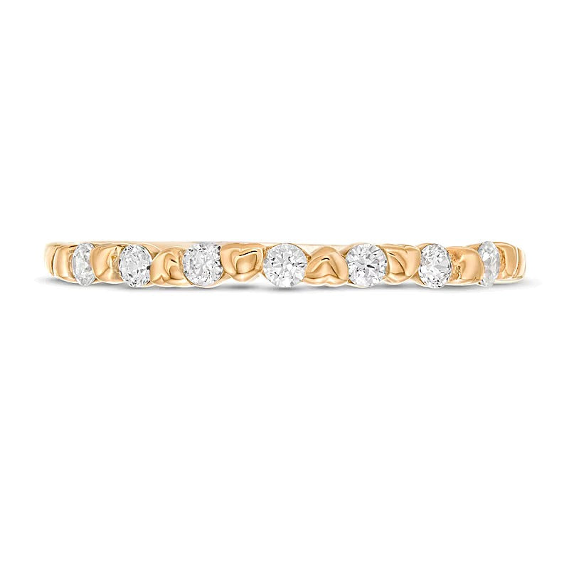 0.2 CT. TW Diamond Alternating Heart Stackable Band in 10K Gold