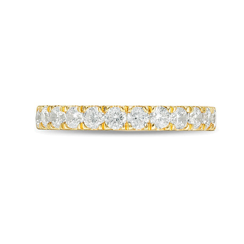0.88 CT. TW Diamond Wedding Band in 10K Gold