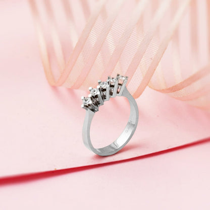 14K White Gold Five Stone Diamond Ring (3.24 g)