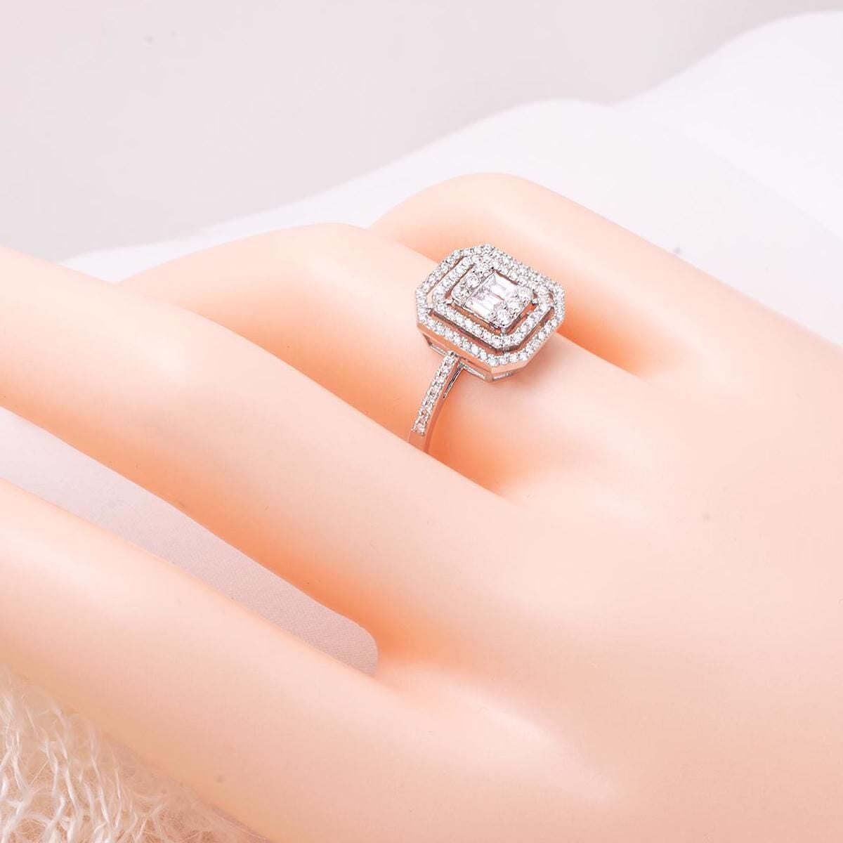 14K White Gold 0.48 Ct Baguette Diamond Ring