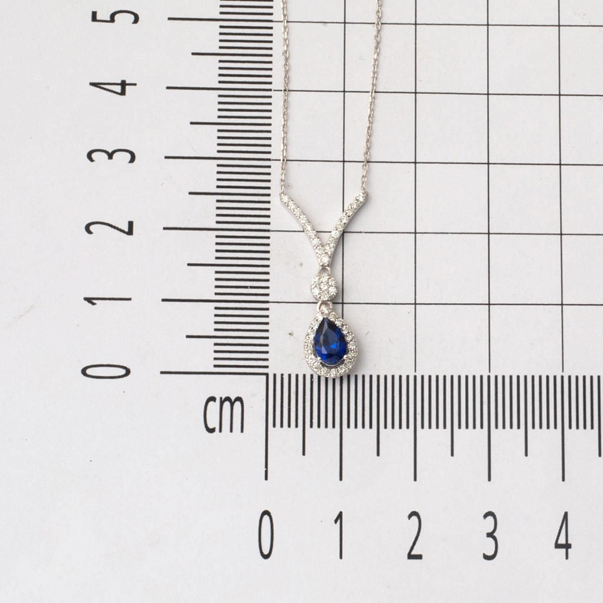 14K White Gold 0.51 Ct Sapphire 0.27 Ct Diamond Necklace