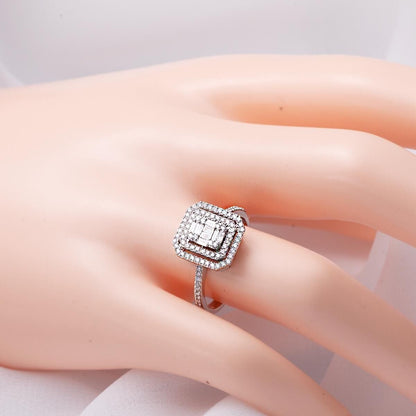 14K White Gold 0.52 Ct Baguette Diamond Ring