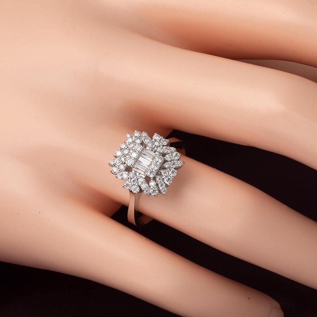 14K White Gold 0.55 Ct Baguette Moissanite Ring