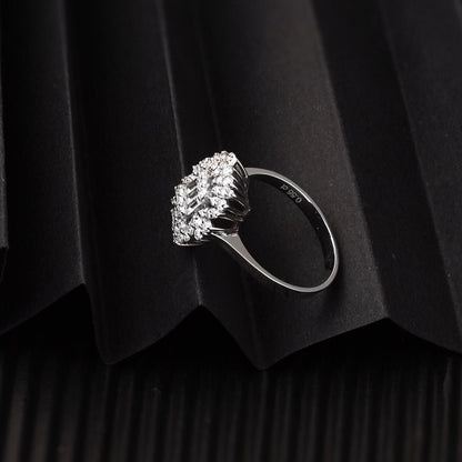 14K White Gold 0.55 Ct Baguette Moissanite Ring