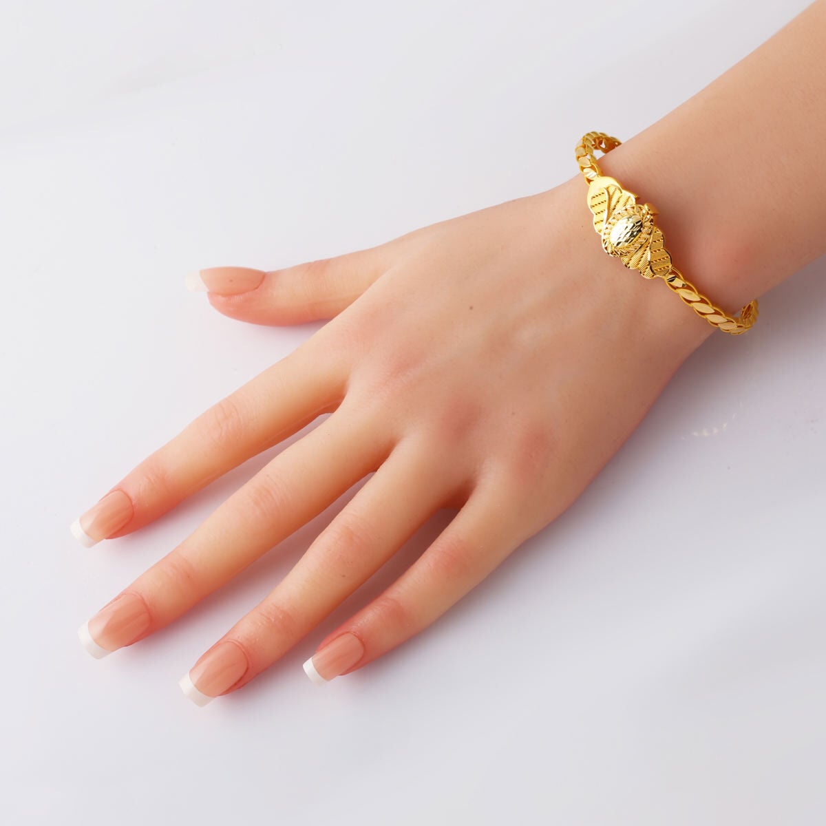 14K Yellow Gold Nazende Twisted Indian Style Bangle