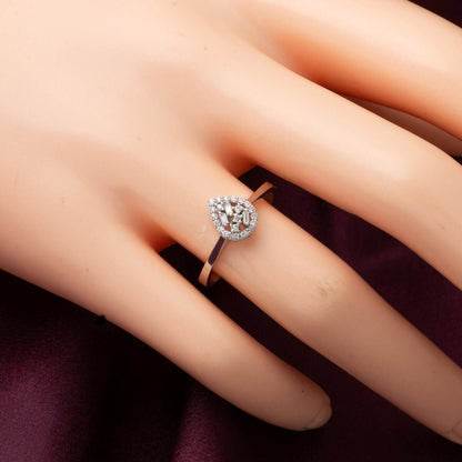 14K White Gold 0.13 Ct Baguette Teardrop Diamond Ring