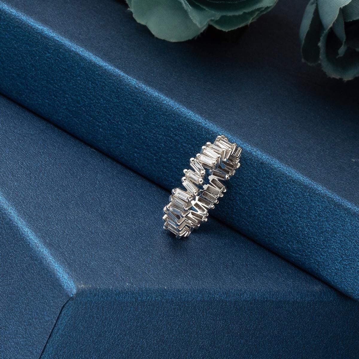 14K White Gold Row Baguette Diamond Ring