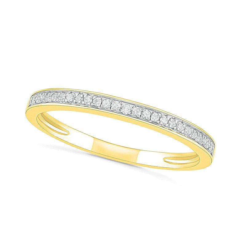 0.33 CT. TW Diamond Flower Frame Bridal Set in 10K Gold
