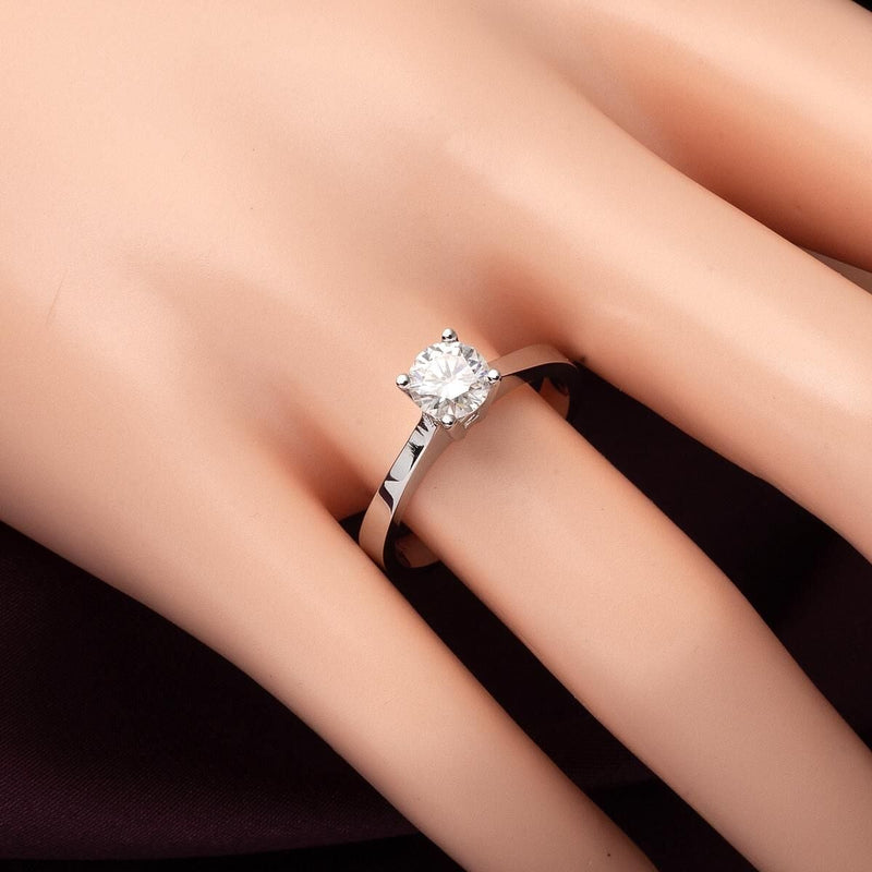 14K White Gold 0.70 Ct Moissanite Solitaire Ring