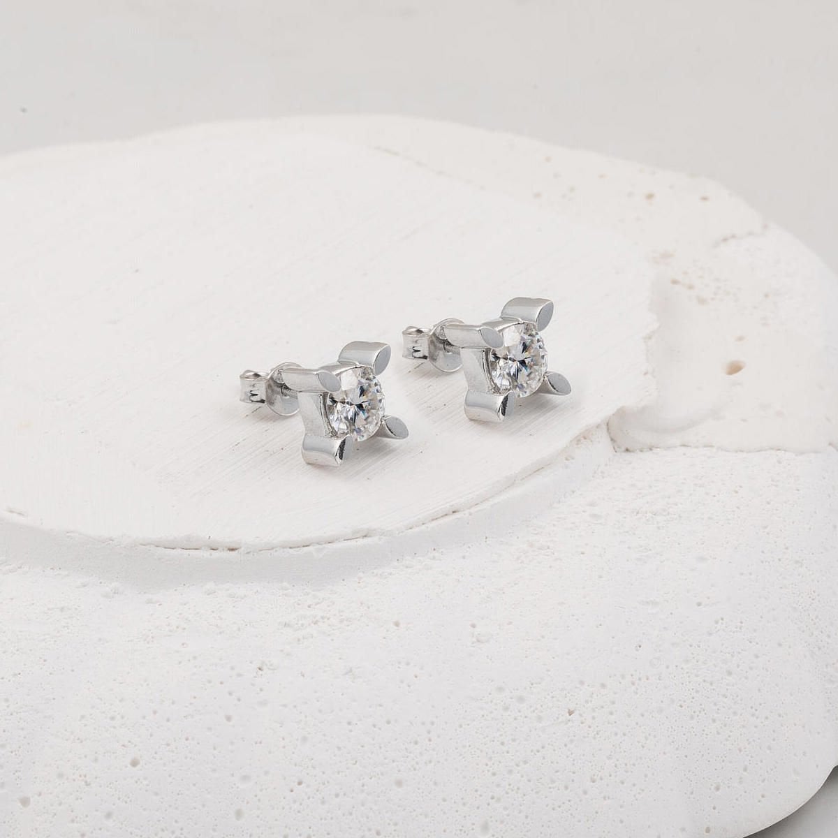 14K White Gold 0.80 Ct Almond Prong Moissanite Earrings