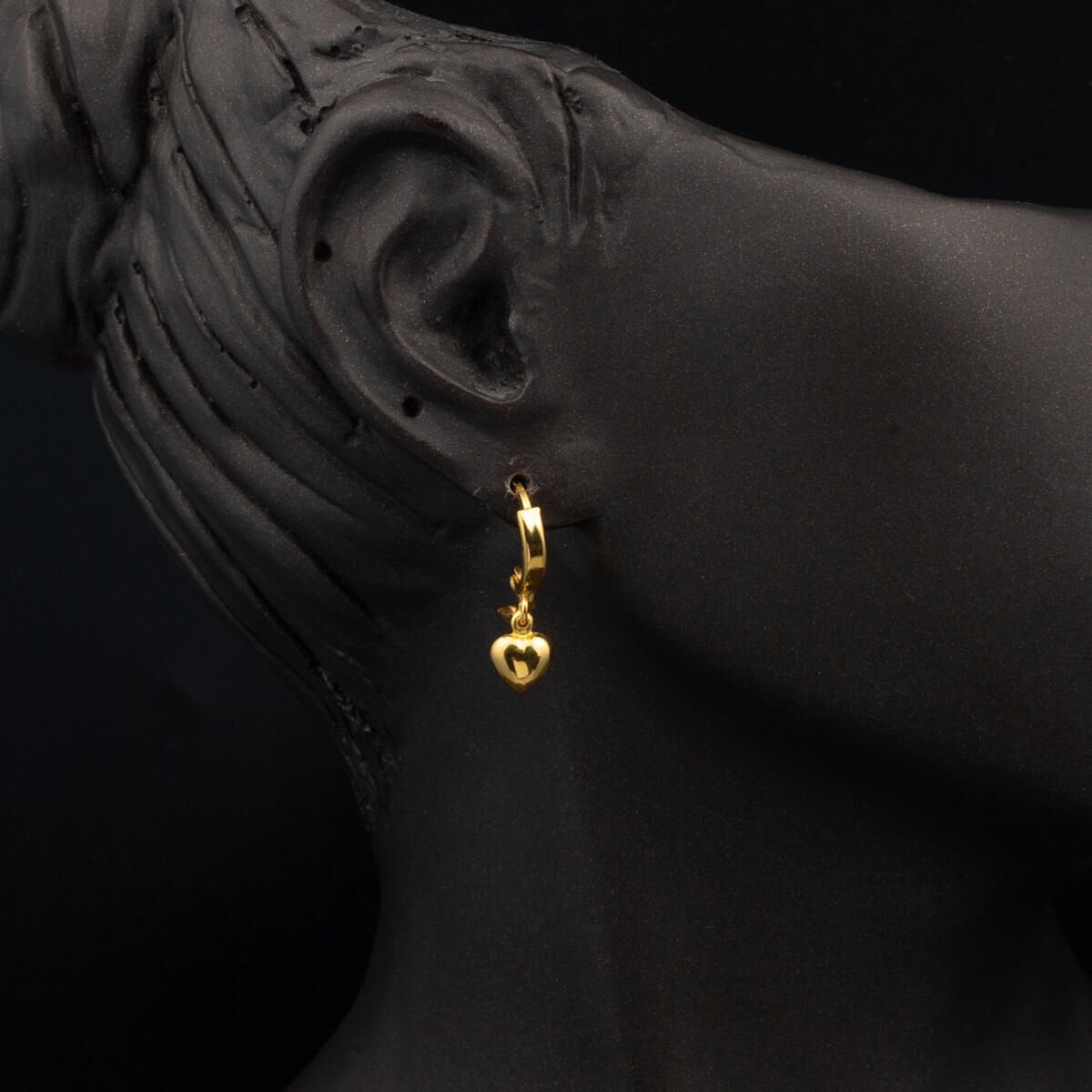 22K Yellow Gold Heart Dangle Earrings (2.5 g)