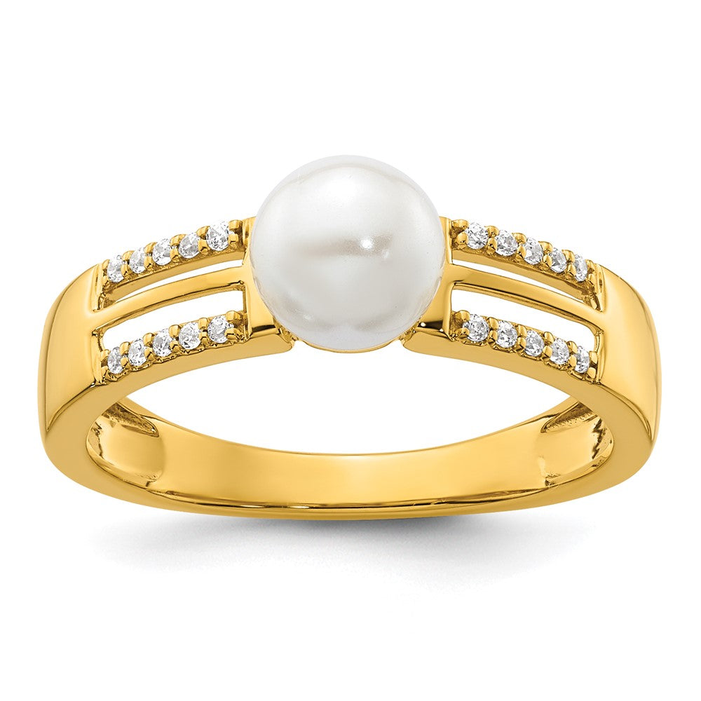 14K Yellow Gold Polished 1/15 carat Diamond and Freshwater Cultured Pearl Size 7 Ring