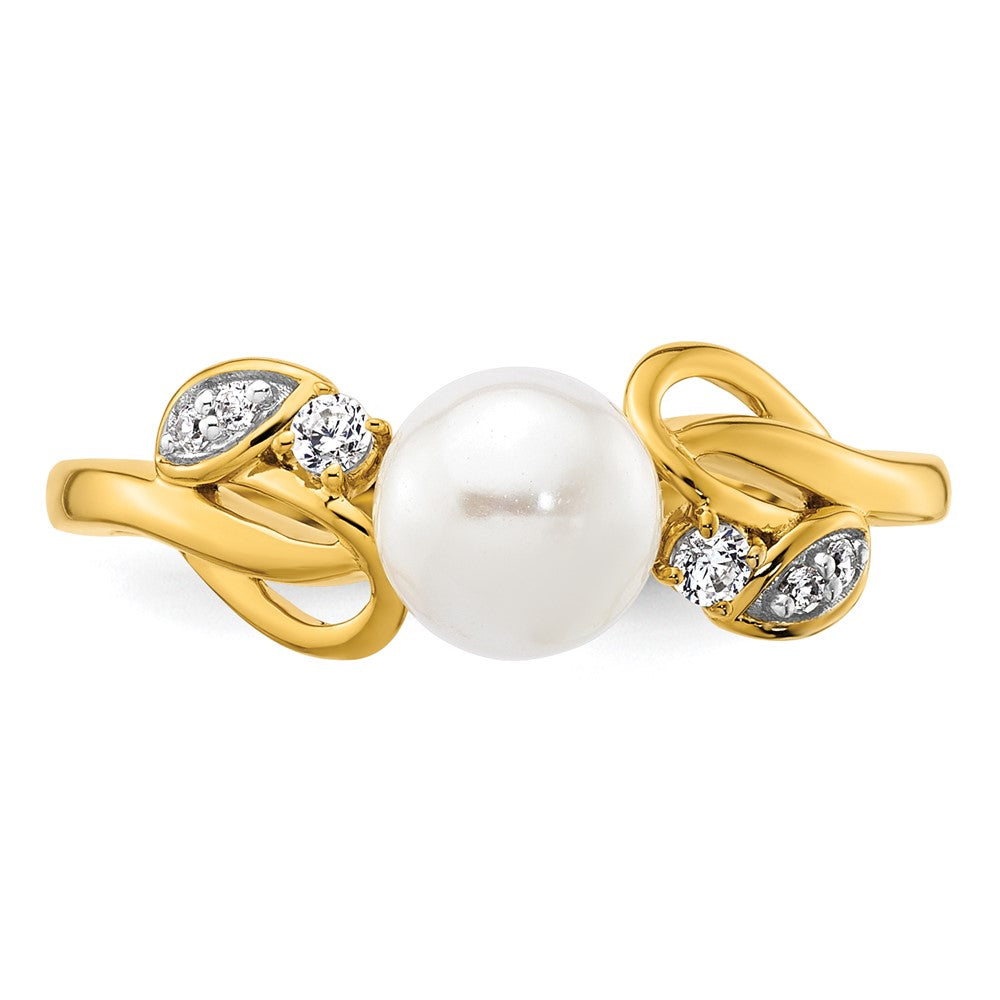 14K Yellow Gold Polished 1/15 carat Diamond and Freshwater Cultured Pearl Size 7 Ring