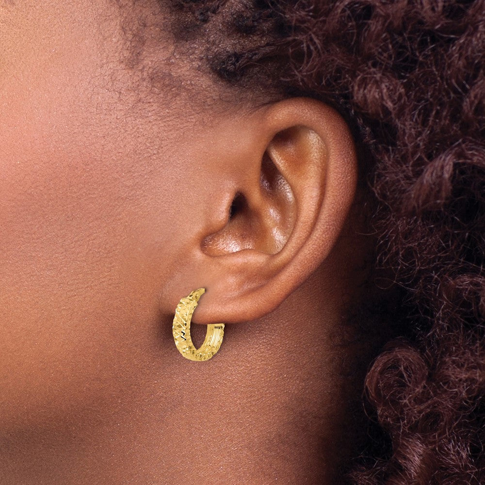 14K Yellow Gold Polished 4mm Diamond Cut Hoop Earrings