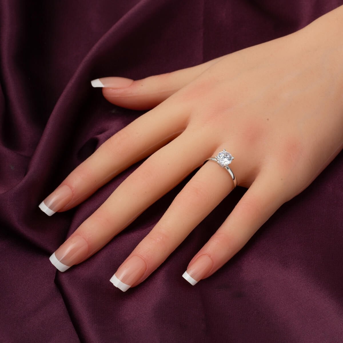 14K White Gold Solitaire Cubic Zirconia Ring (2.31 g)