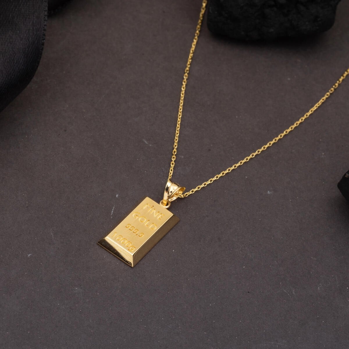 14K Yellow Gold Gold Bar Chain Necklace