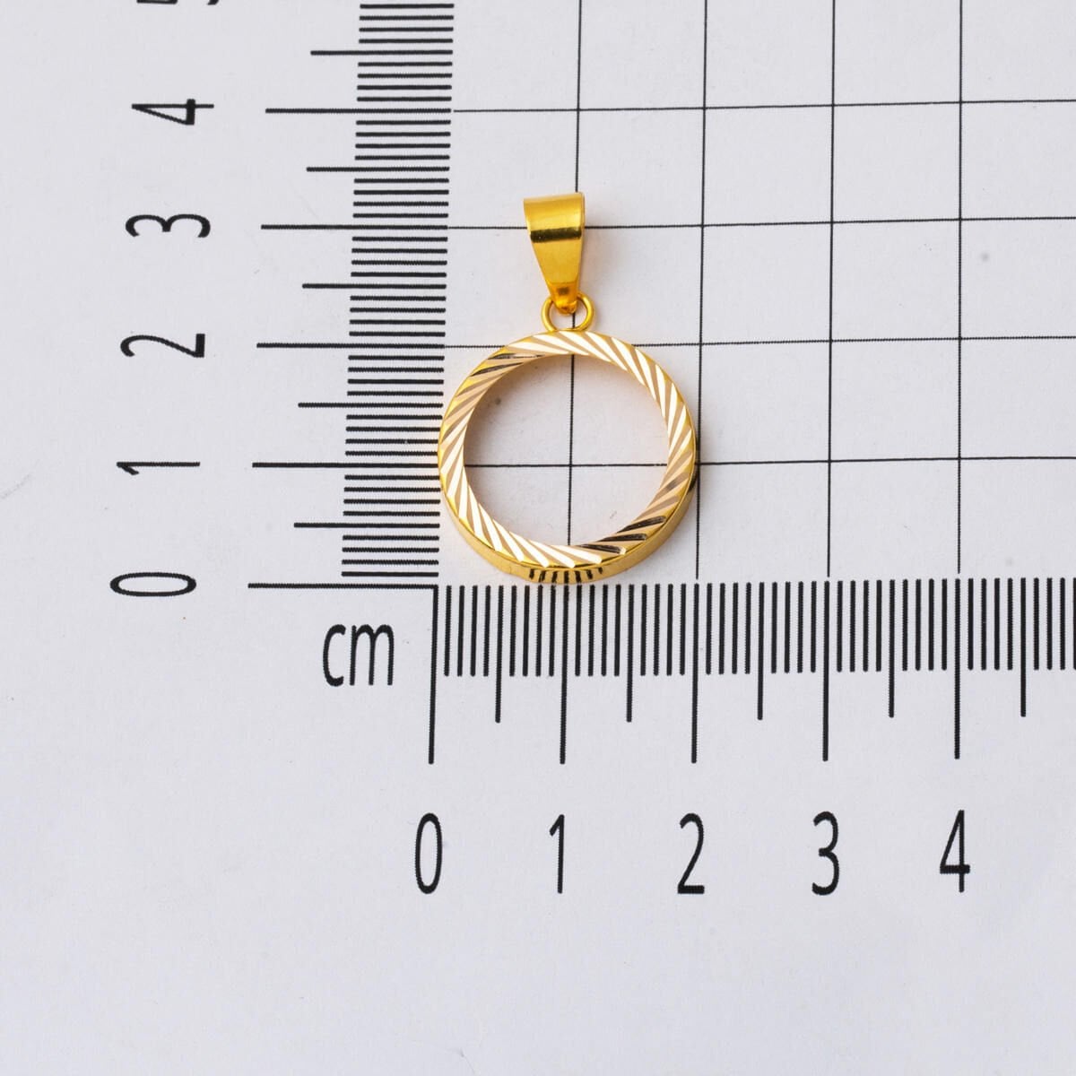 14K Yellow Gold Attachable Quarter Coin Bezel Pendant