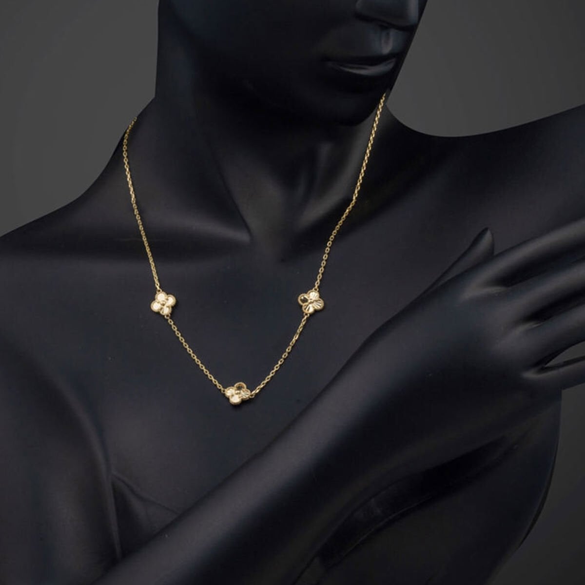 14K Yellow Gold Clover Necklace (3.34 g)