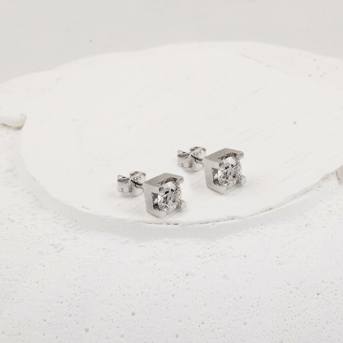 14K White Gold Classic Solitaire Moissanite Earrings