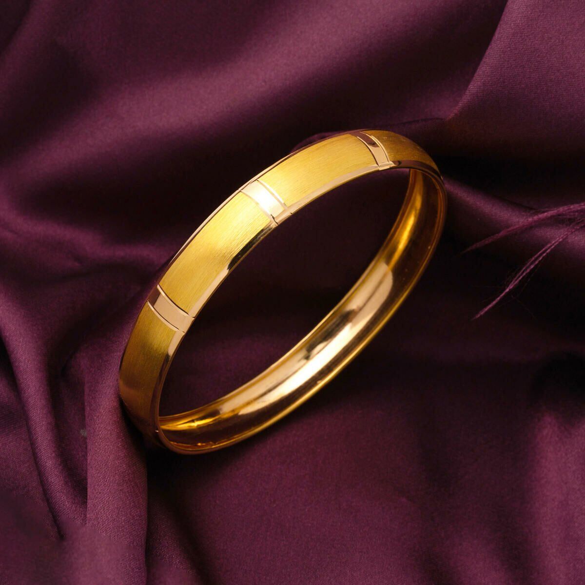 22K Yellow Gold 10 Gram Bangle