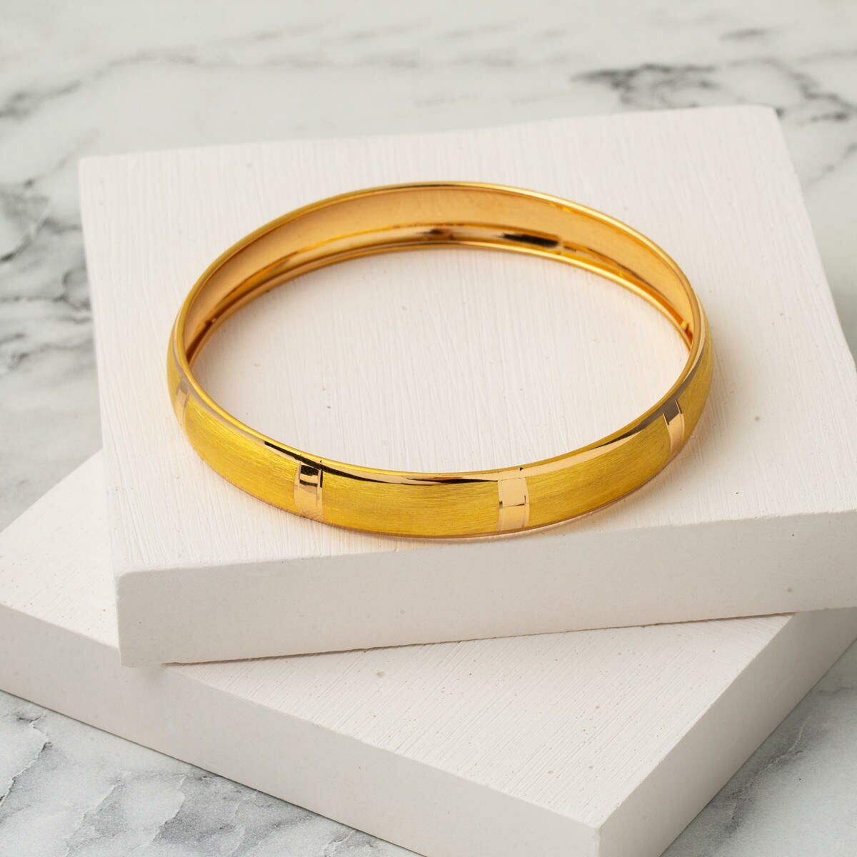 22K Yellow Gold 10 Gram Bangle
