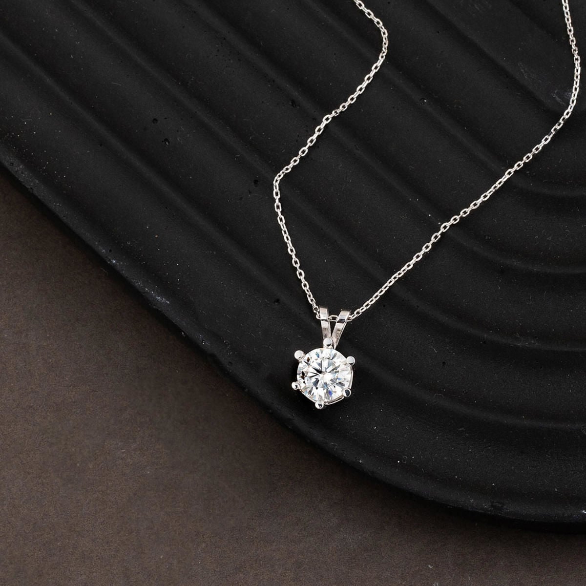 14K White Gold 1.00 Ct Six Prong Solitaire Moissanite Necklace