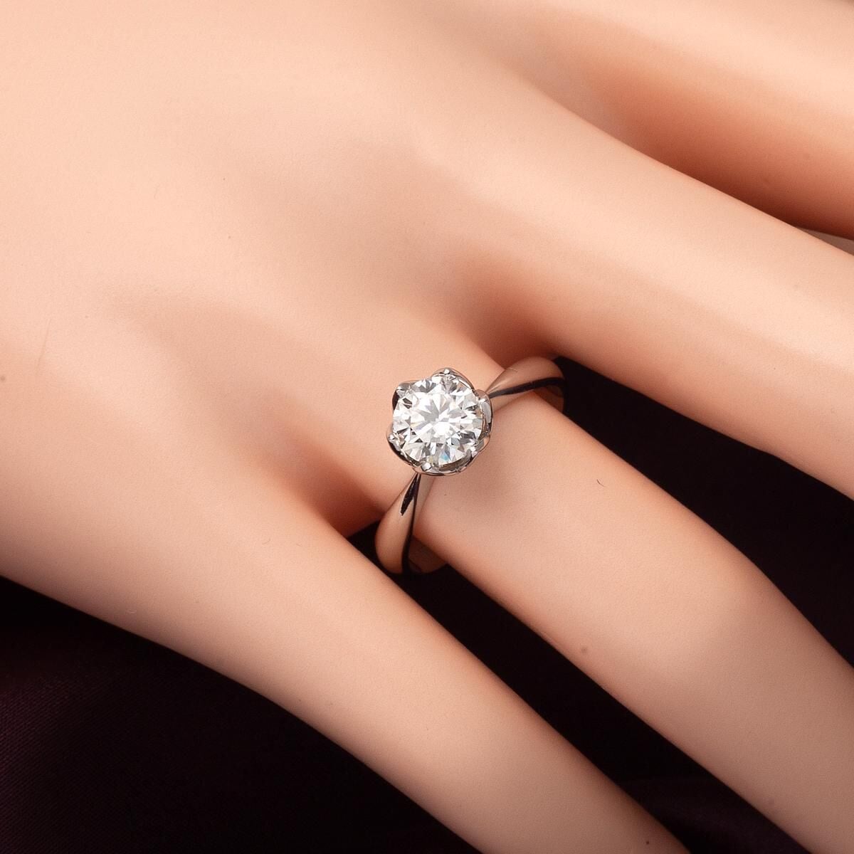 14K White Gold 1.00 Ct Solitaire Moissanite Ring