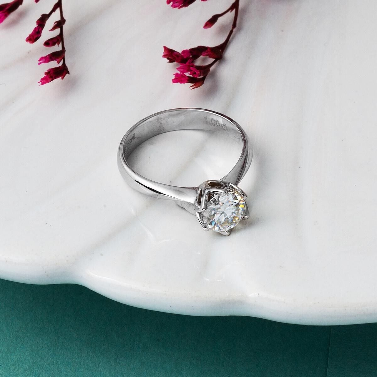 14K White Gold 1.00 Ct Solitaire Moissanite Ring