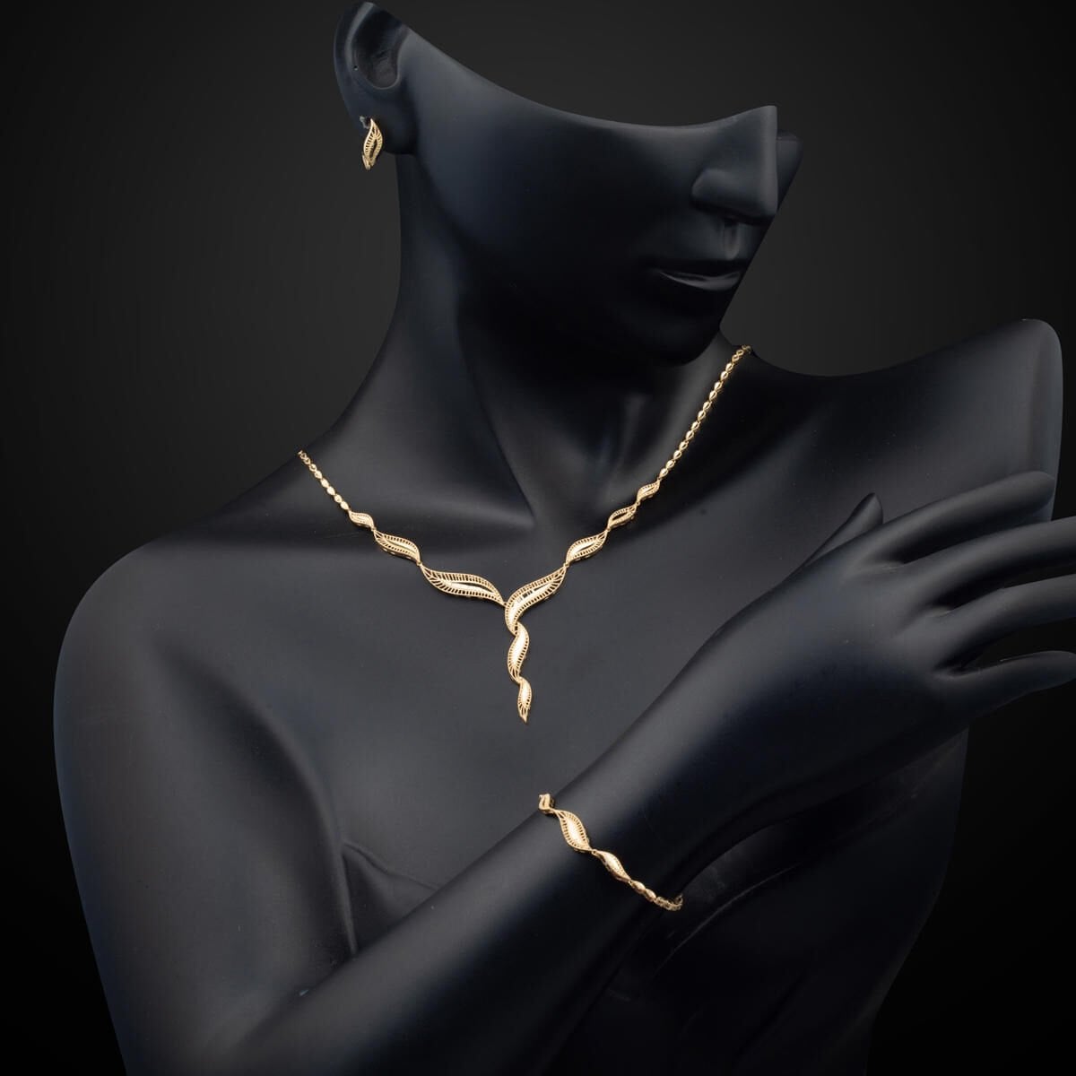 14K Yellow Gold River Wedding Set