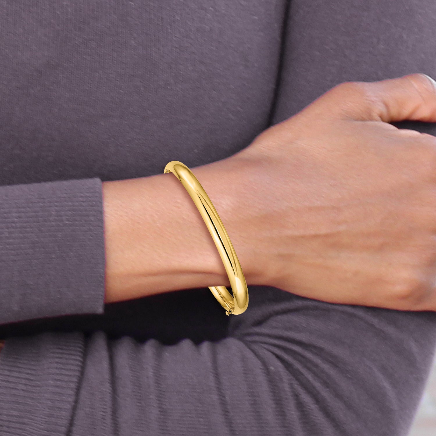 10K Yellow Gold 4/16 Oversize High Polished Hinged Bangle Bracelet