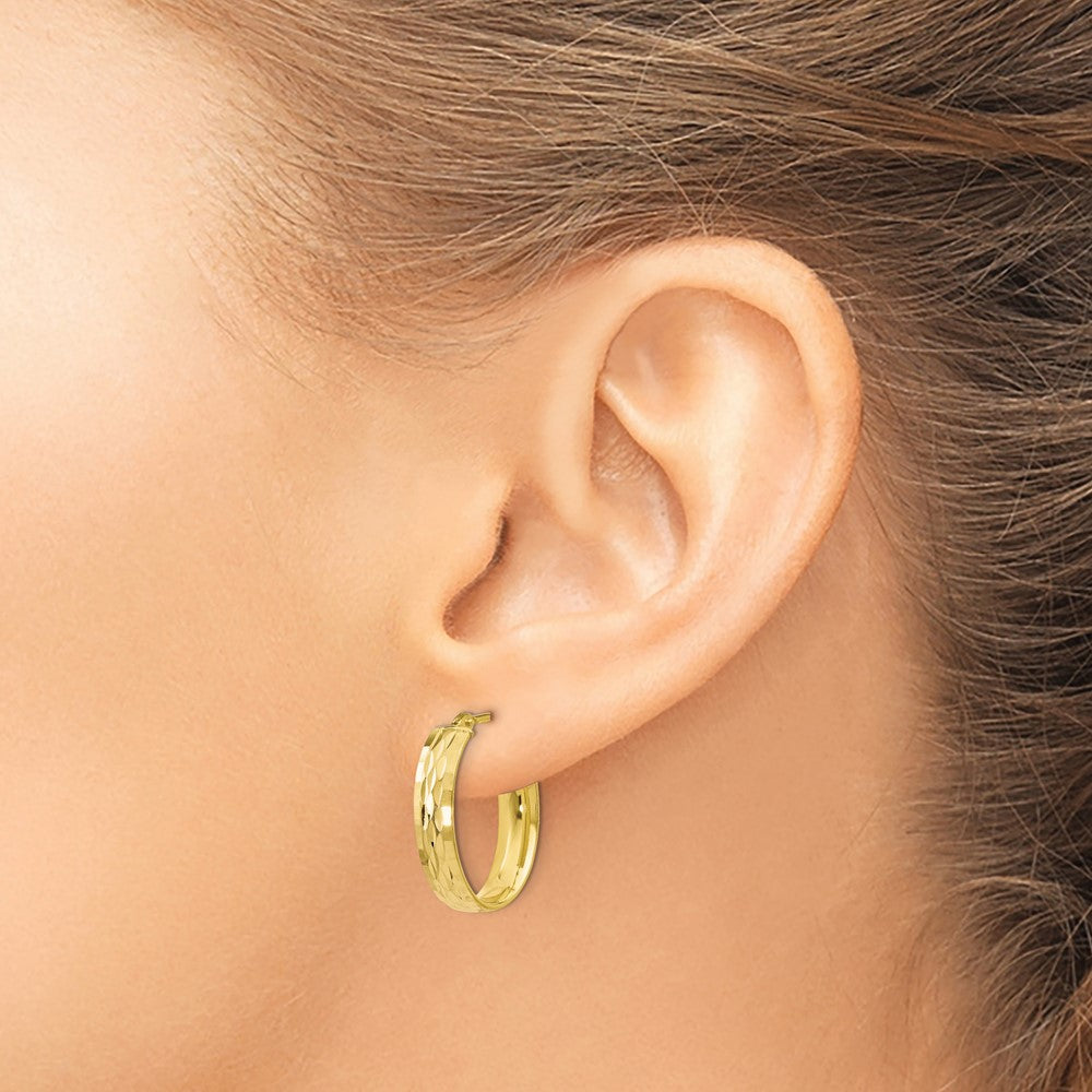 10K Yellow Gold Polished And D/C Oval Hinged Hoop Earrings