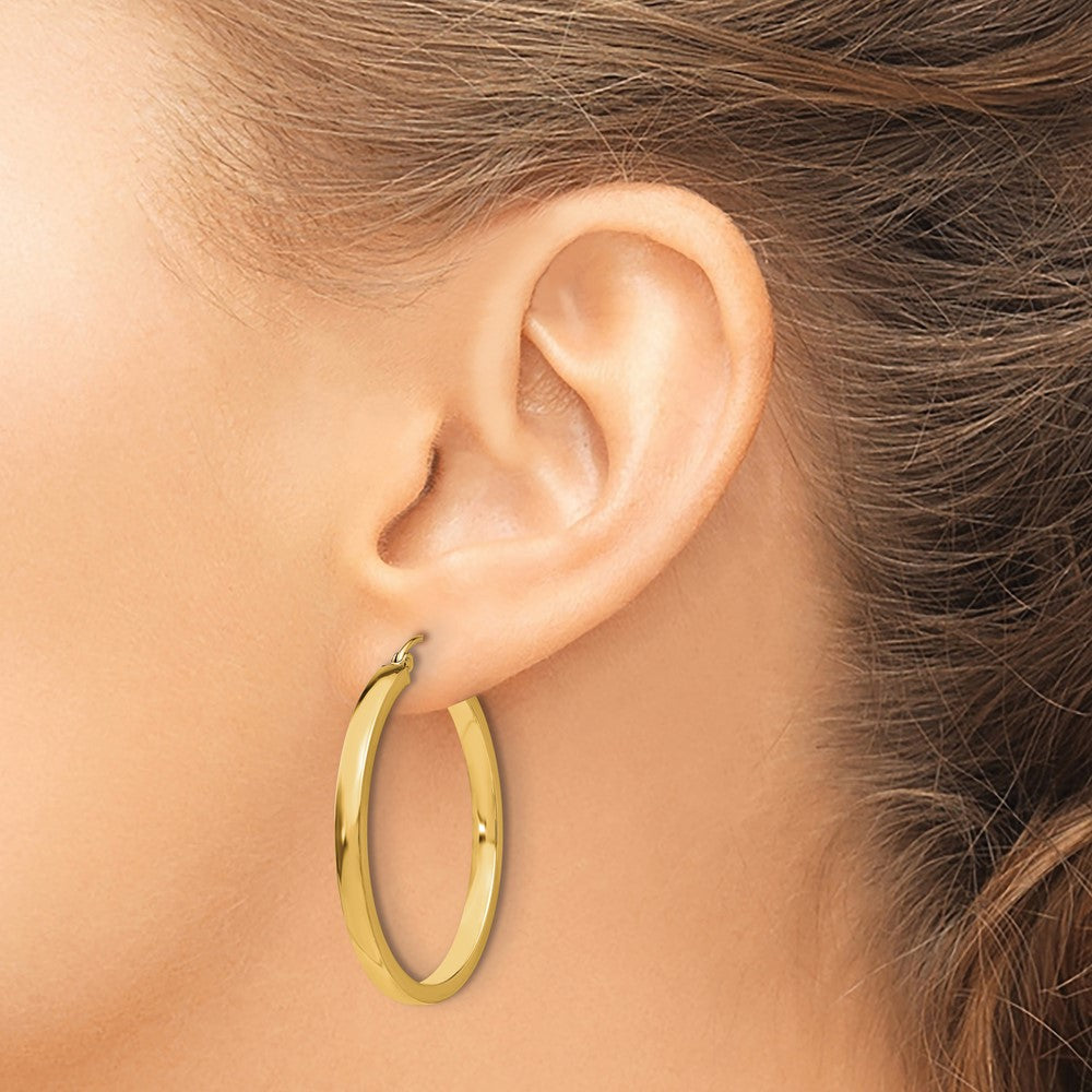 10K Yellow Gold 10K 2X3mm Rectangle Tube Hoop