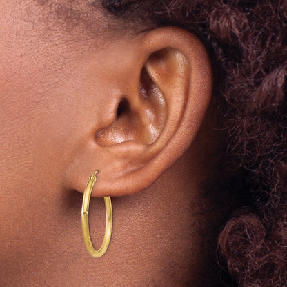 10K Yellow Gold Satin And Diamond-Cut 2mm Round Tube Hoop Earrings